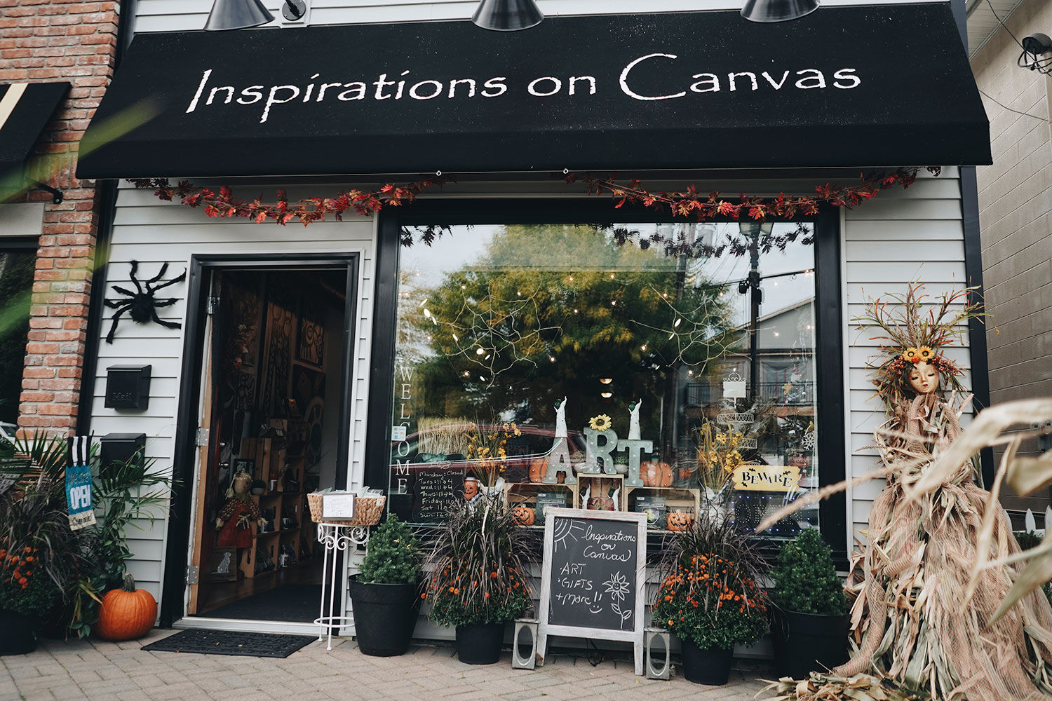 InspirationsonCanvas-Exterior.jpg